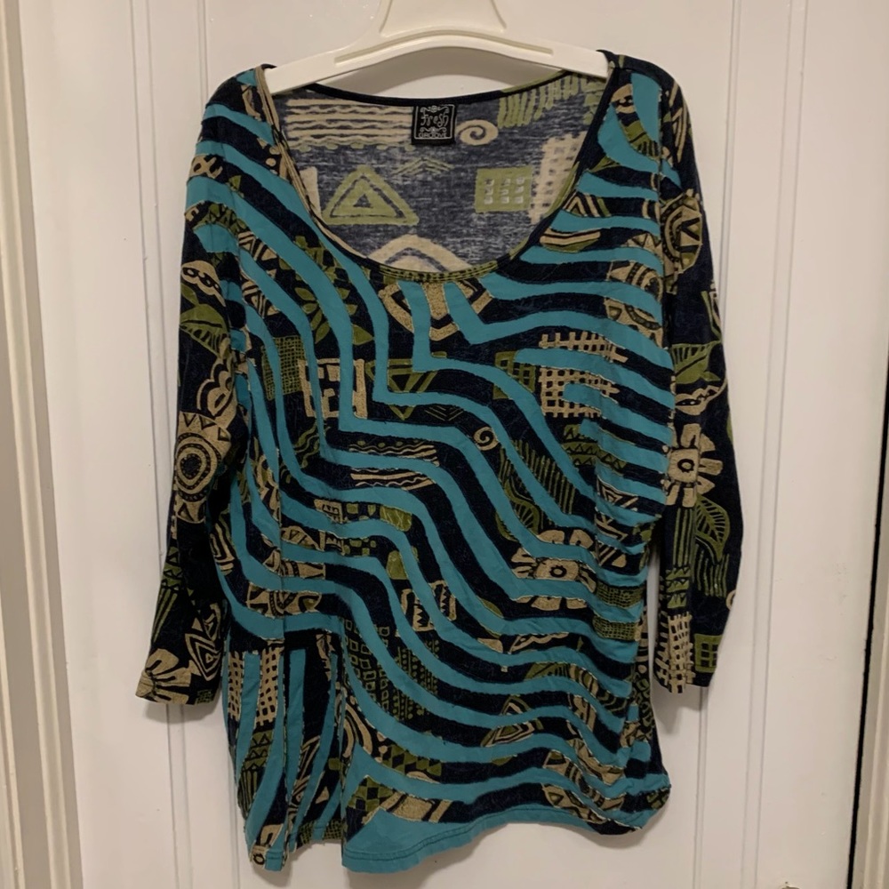 Fresh Groove abstract tee 3/4 sleeve plus 2X top